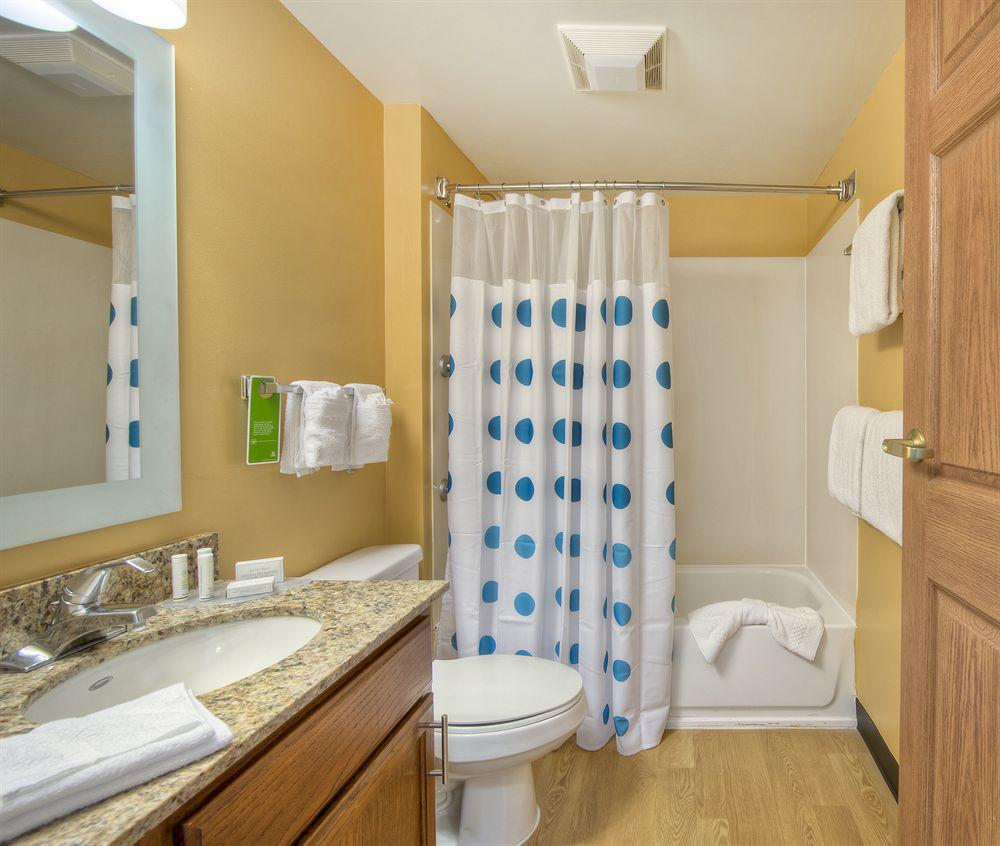 Towneplace Suites Charlotte University Research Park Bagian luar foto