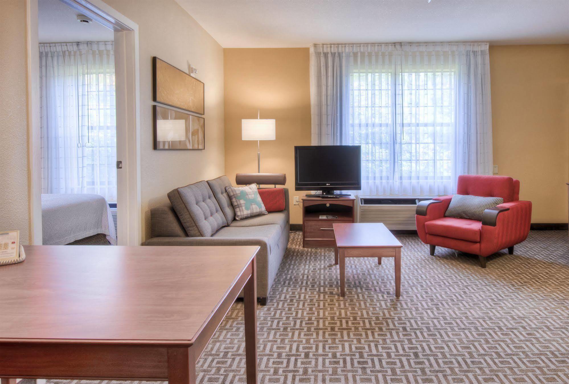 Towneplace Suites Charlotte University Research Park Bagian luar foto